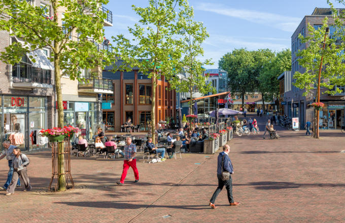 Zo werd Hardenberg ineens een aantrekkelijk stadje aan de Vecht Zo werd Hardenberg ineens een aantrekkelijk stadje aan de Vecht
