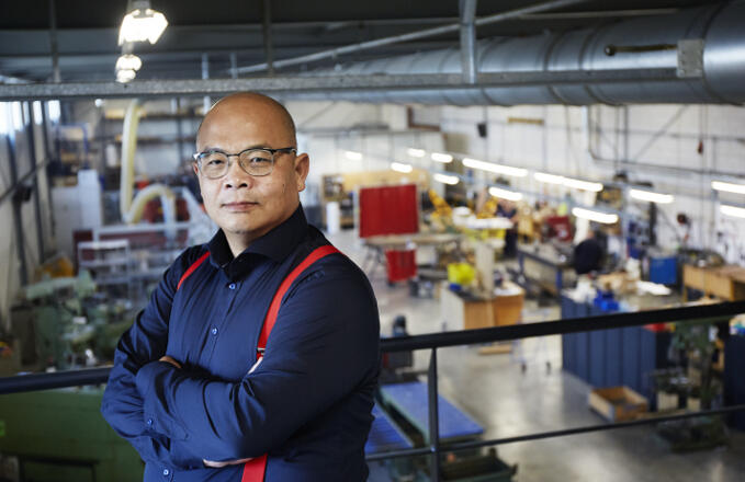 Hien Kieu kwam als veertienjarige jongen alleen naar Nederland op een bootje vanuit Vietnam Hien Kieu kwam als veertienjarige jongen alleen naar Nederland op een bootje vanuit Vietnam