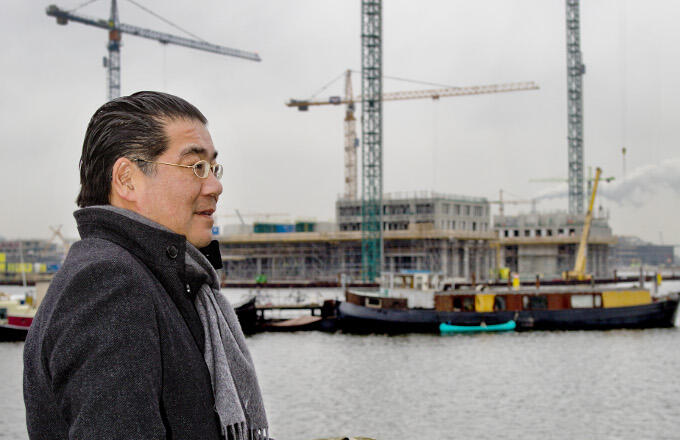 Aan het Amsterdamse IJ wordt het penthouse gebouwd dat Won Yip begin vorig jaar kocht Aan het Amsterdamse IJ wordt het penthouse gebouwd dat Won Yip begin vorig jaar kocht