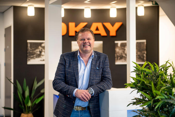 Een webwinkel? 'Ik kan het nooit winnen van bedrijven als Amazon en Zalando', stelt winkelier Edward van Dijk Een webwinkel? 'Ik kan het nooit winnen van bedrijven als Amazon en Zalando', stelt winkelier Edward van Dijk
