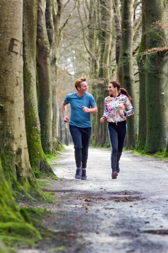 Elk weekend loopt Sieger Dijkstra 10 kilometer hard met zijn vrouw. Om bij te praten. 'Een waardevol moment' Elk weekend loopt Sieger Dijkstra 10 kilometer hard met zijn vrouw. Om bij te praten. 'Een waardevol moment'