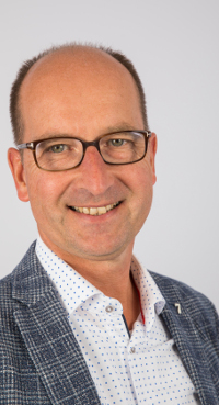 Wiebren de Boer, Bouwbedrijf Weever